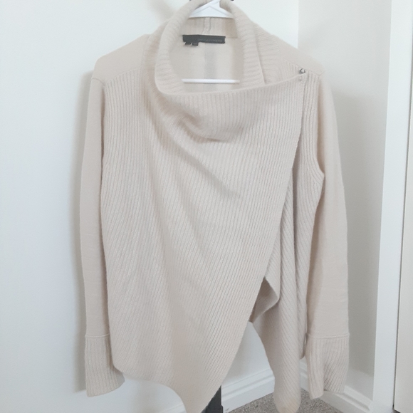 100% Cashmere Cream Draped Assymetric Cardigan w Ribbed Sleeves 360 Cashmere M - Picture 3 of 5